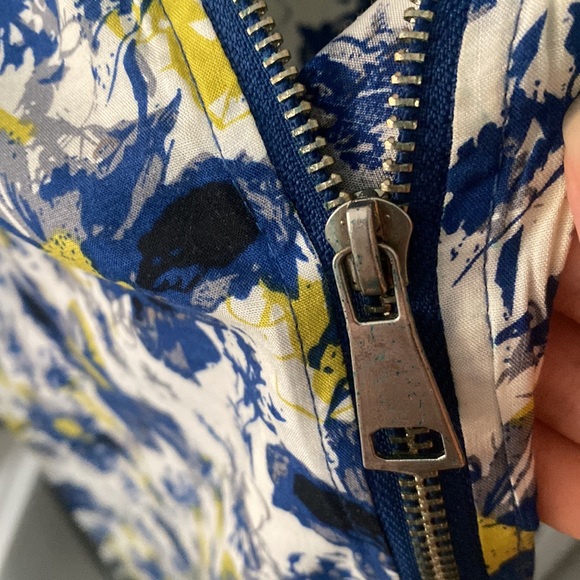 ⭕️3for$15⭕️ Flowers mini dress - Picture 6 of 9